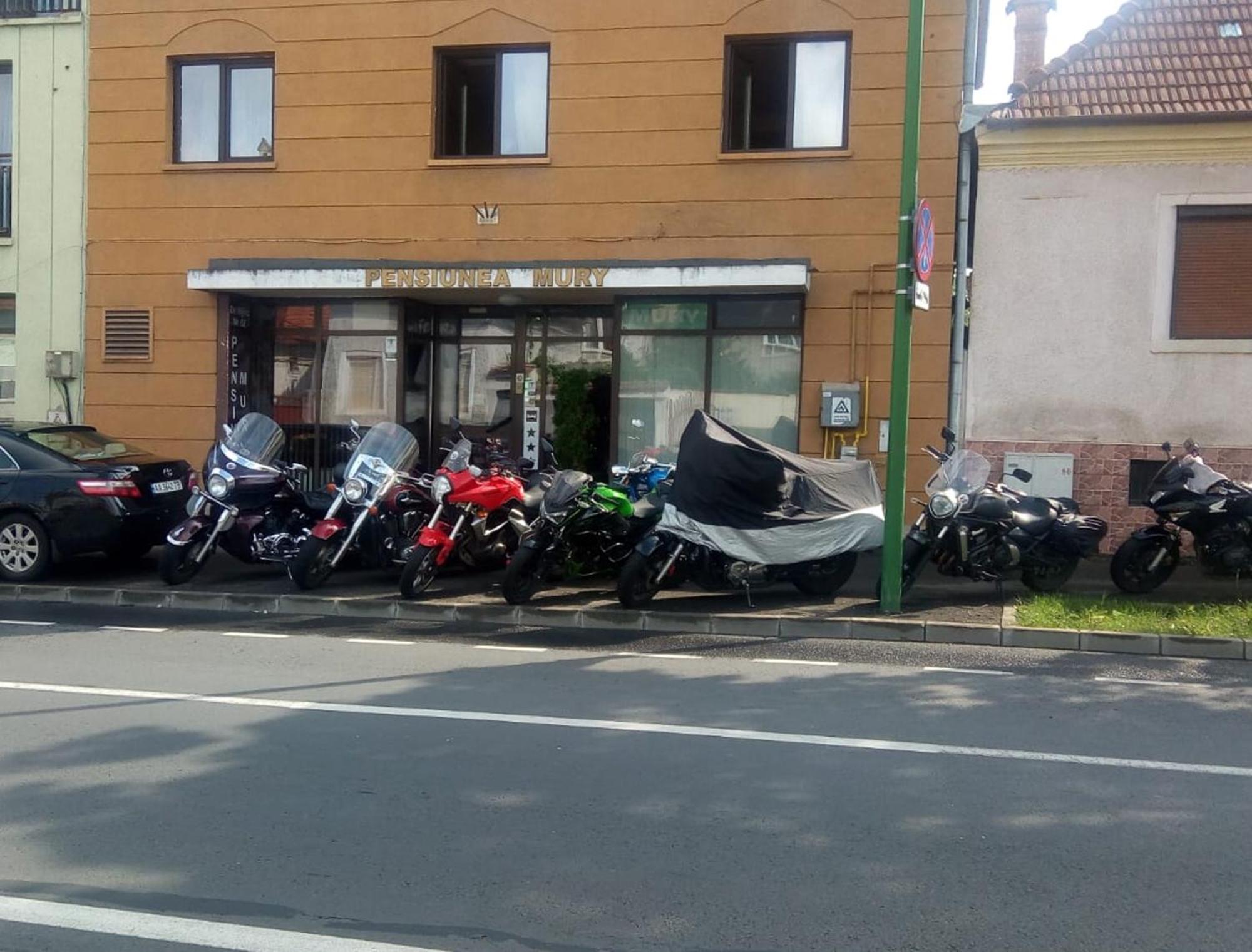 Pensiunea Mury Brașov Exterior foto